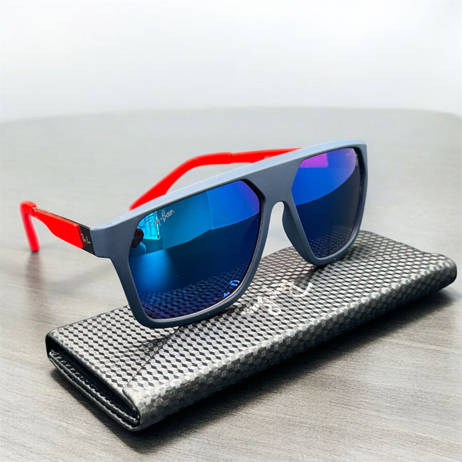 RAYBAN SCUDERIA FERRARI
